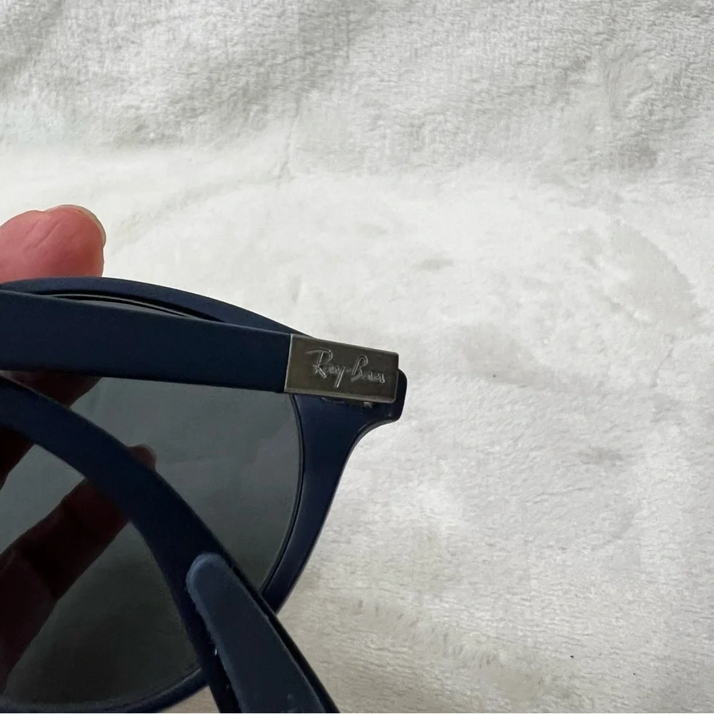 Ray-Ban Liteforce Navy‎ Blue RB4296 Unisex Round RX Sunglasses 50/21/150